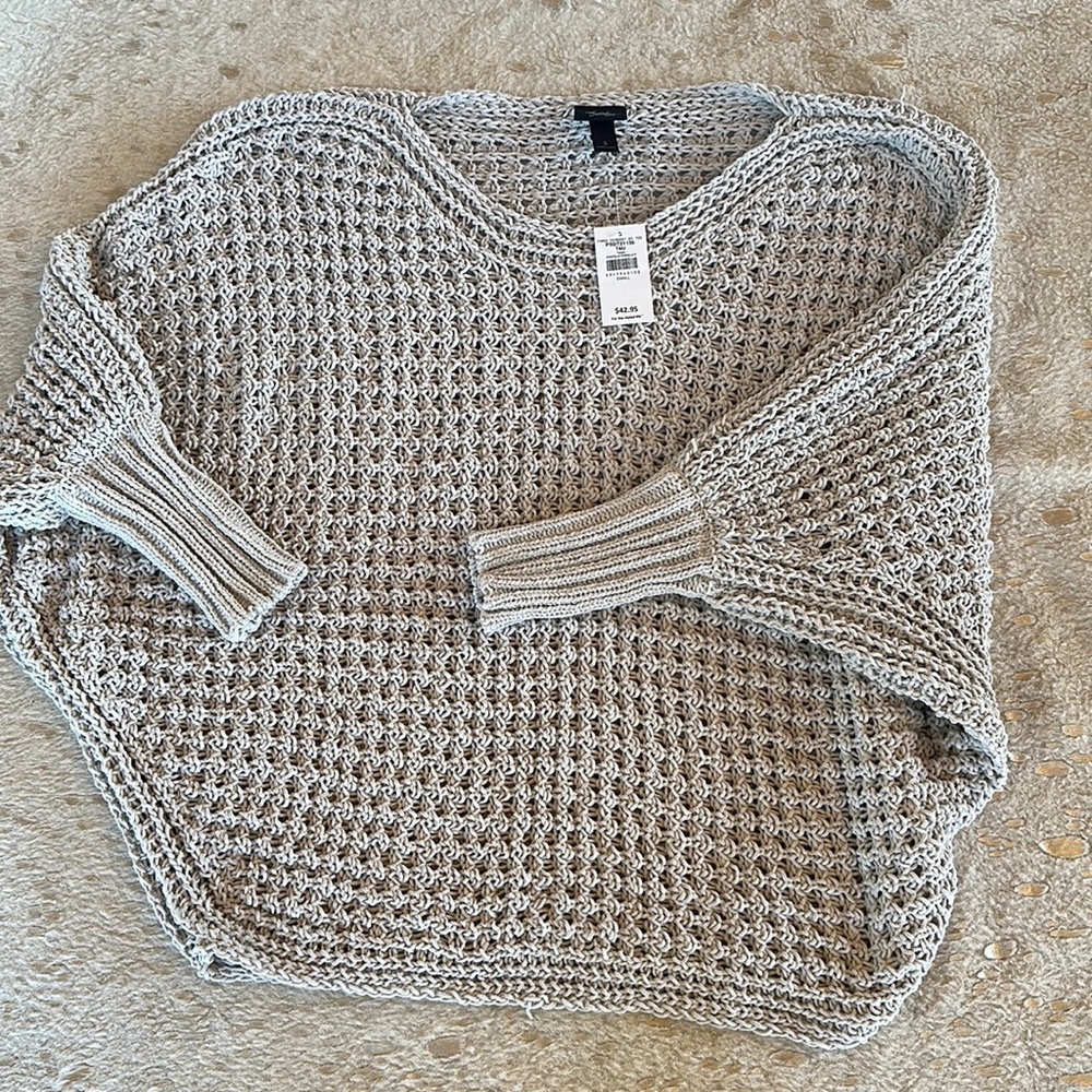 NWT Daytrip sweater